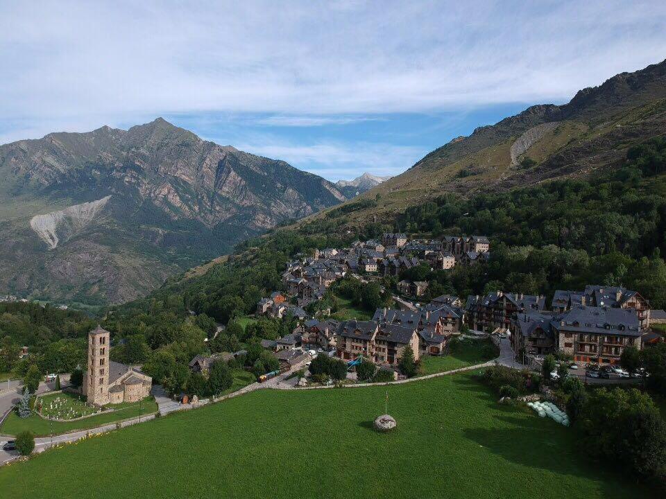 Apartamento Con Terraza Y Vistas Panoramicas En Tauell Exterior foto