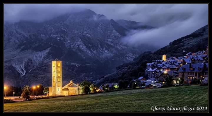 Apartamento Con Terraza Y Vistas Panoramicas En Tauell Exterior foto